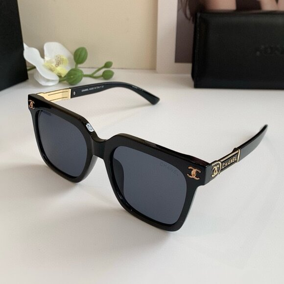 CHANEL Women\'s Black Sunglasses main image 5